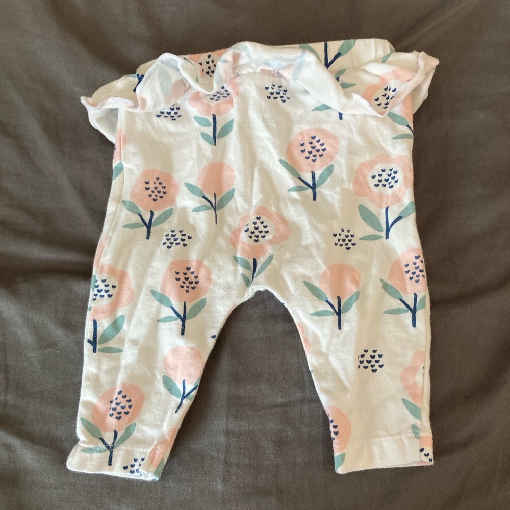 Mac & Moon Ruffle Flower Pants - Picture 2 of 3
